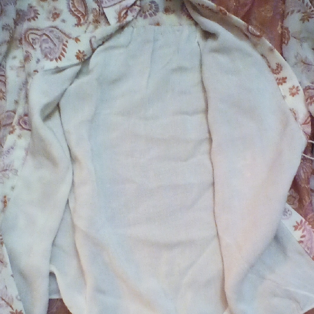 Chelsea & Violet Blouse - Picture 3 of 5
